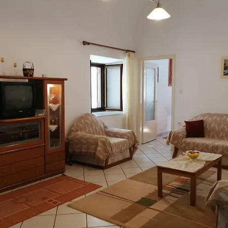 Apartment Metaxia's & Maria's House *